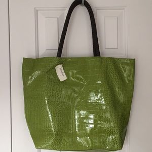 NEIMAN MARCUS green faux leather Tote Bag